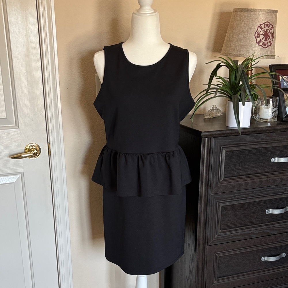 Topshop Black Peplum Mini Dress EUC SZ 12